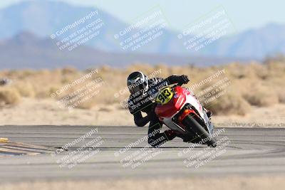 media/Dec-07-2025-CVMA (Sun) [[3e7d2de5dc]]/Race 9-Formula UL Shootout/